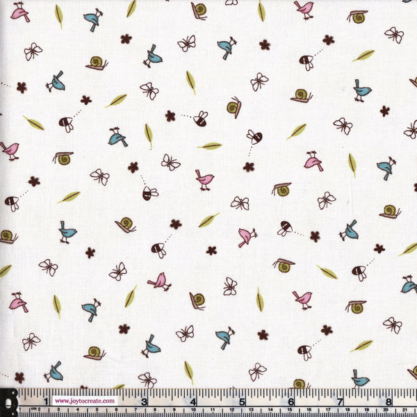 Clothworks Guess How Much I love You CWF1770-1 Bees And Birds