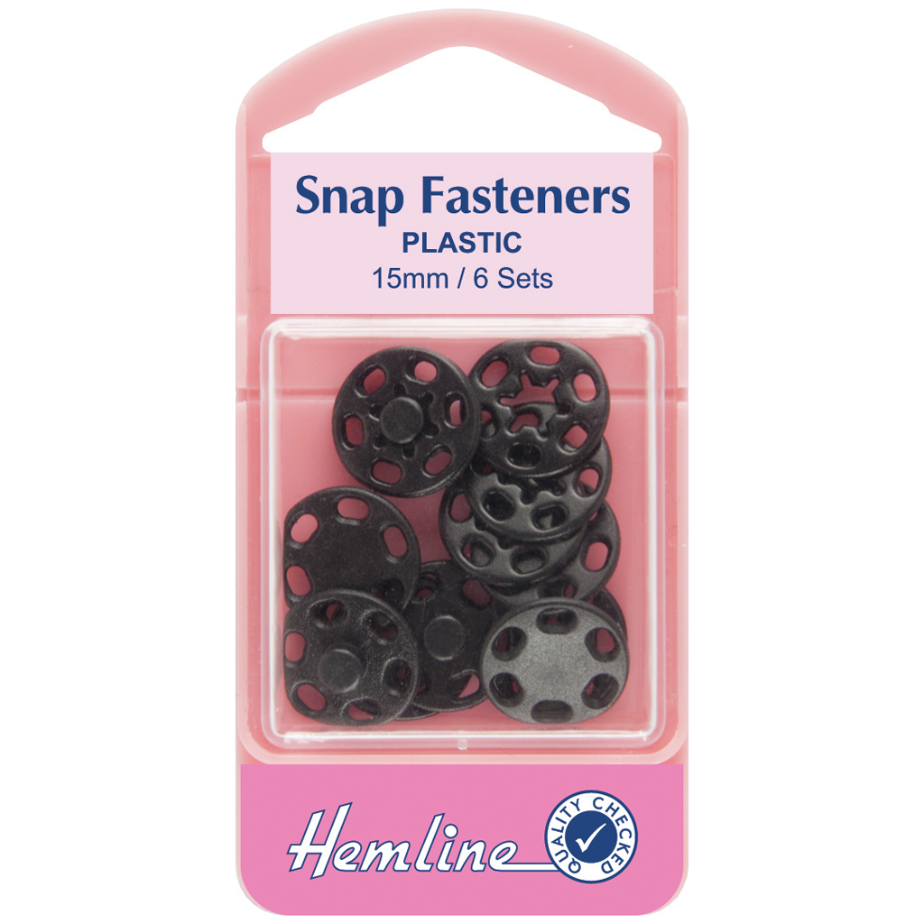 Plastic store snap fastener